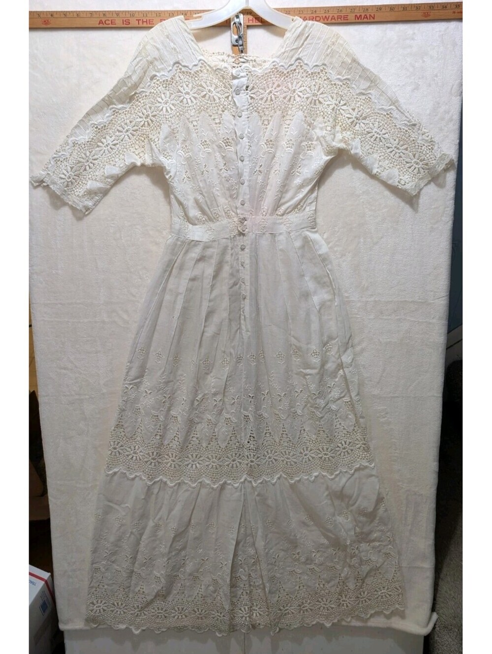 Antique Edwardian Titanic-Era Lawn Tea Dress with Lace & Embroidery, Circa 1908-